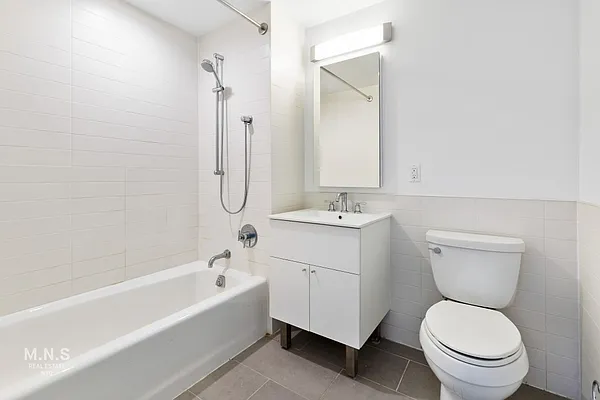 Rented by MNS | media 4