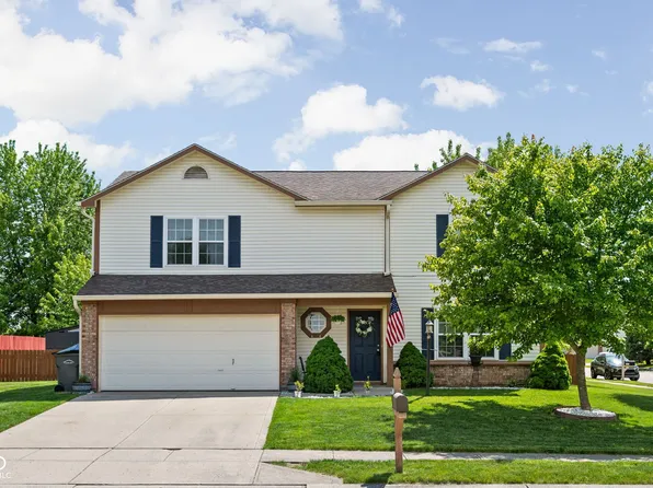 409 Lockerbie Ln, Pittsboro, IN 46167