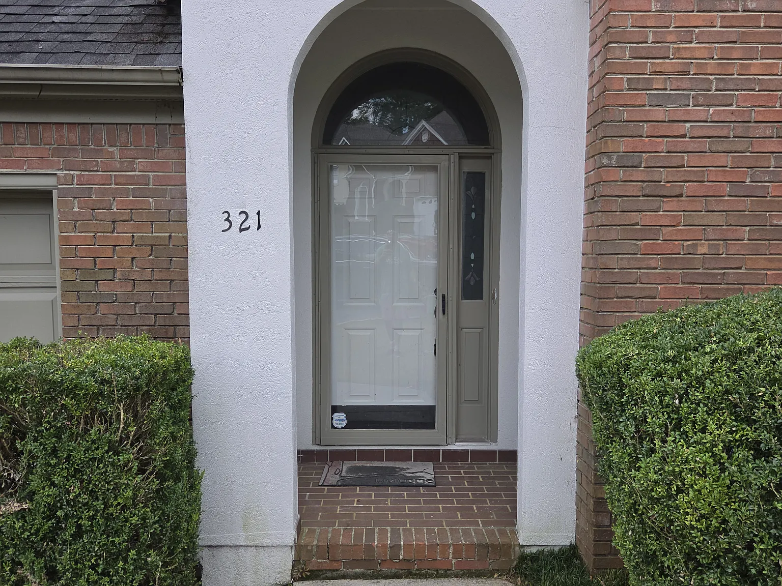 3 bed, 2.5 bath, 1818 sqft, $3,000 — Photo 3