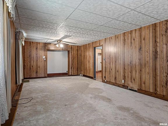 5th image of 621 Wood Ave