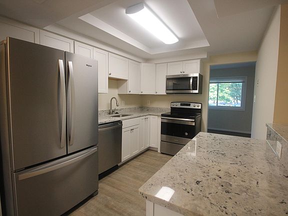 2nd image of 217 Greenfield Ct