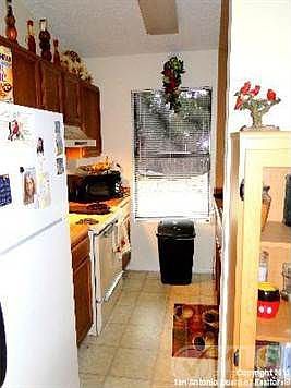 3rd image of 105-107 Whisper Way