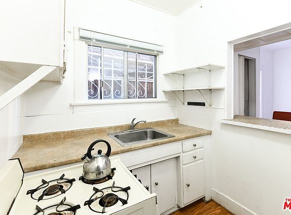 4th image of 30 Dudley Ave APT 6