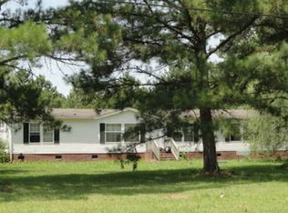 3 Punch Bowl Rd, Hobbsville, NC 27946