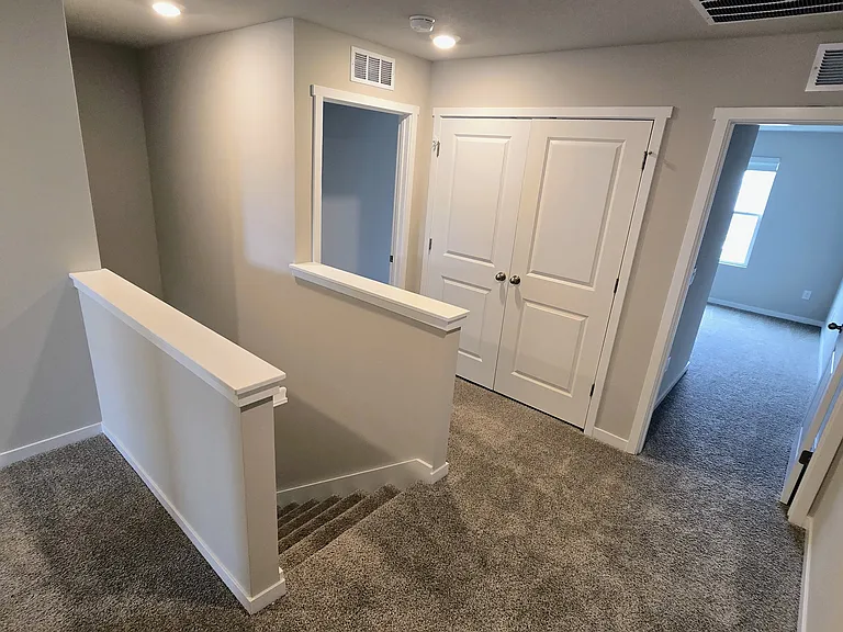 523 Kinley Dr #1 — Photo 18