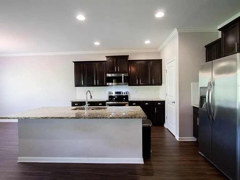 1068 Aronimink Dr — Photo 7