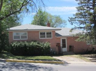 511 W 6th St, Gillette, WY 82716