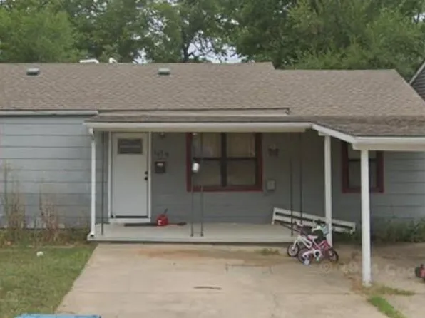 1512 Charles St, Osawatomie, KS 66064
