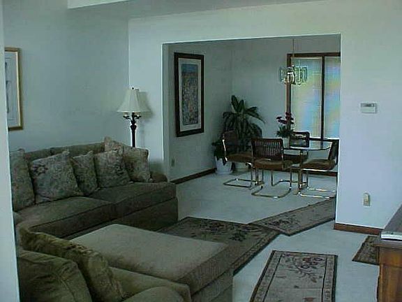 4th image of 3726 Columbine Cir