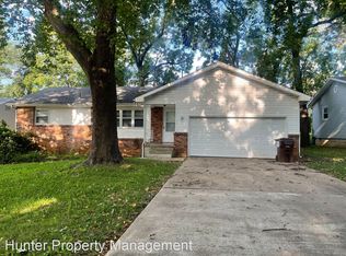 3237 S Ferguson Ave, Springfield, MO 65807