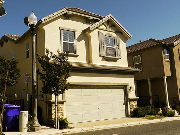 2nd image of 29338 Dakota Dr
