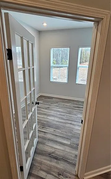 908 Colton Dr — Photo 4