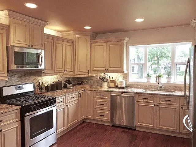 7 Fenway Ct — Photo 2