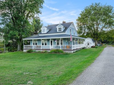 38480 M 40, Paw Paw, MI, 49079