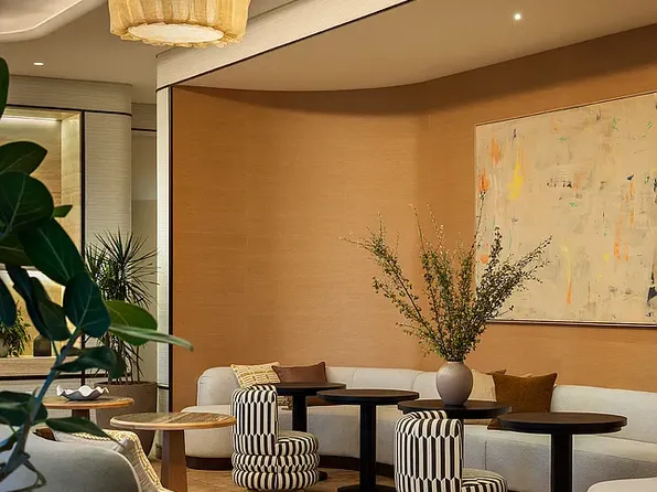 480 Kent Avenue image 15 of 32