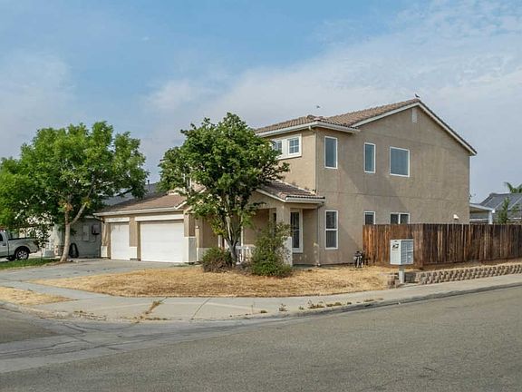 2nd image of 3674 N Burl Ave