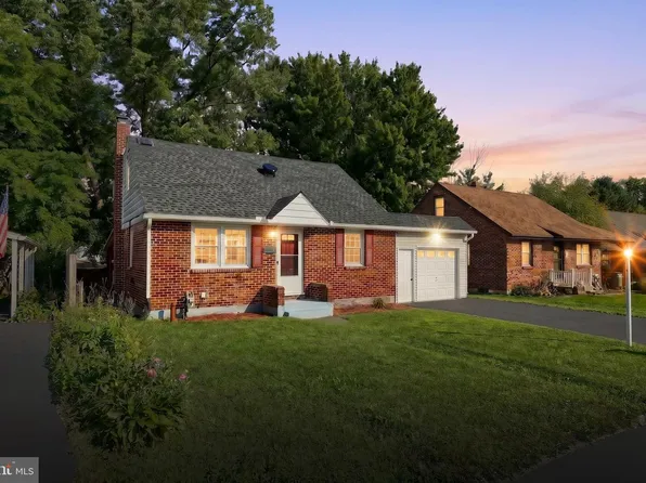 2041 City View Rd, York, PA 17406