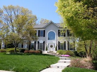 597 Amberwood Dr, Yardley, PA 19067