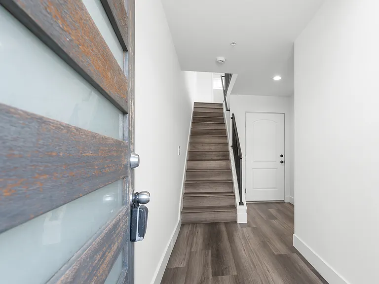 6006 N Klump Ave — Photo 27