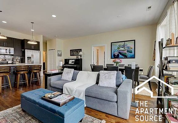 4th image of 2605 W North Ave APT 3C