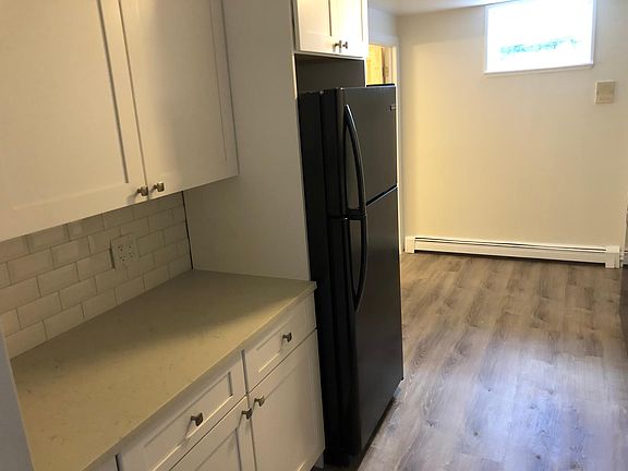 3rd image of 42 Waldo Ave #1