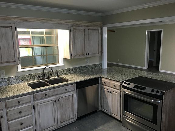 5th image of 1118 S Shireview Cir