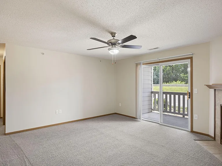 Pebblebrook Apartments — Photo 27