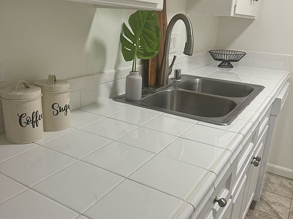 4th image of 23025 Samuel St APT 20
