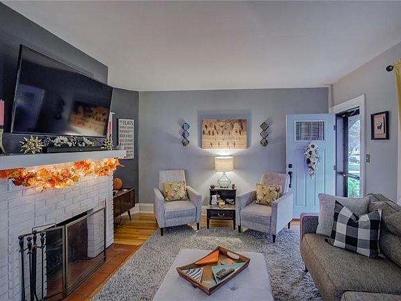 3rd image of 3980 W 223rd St
