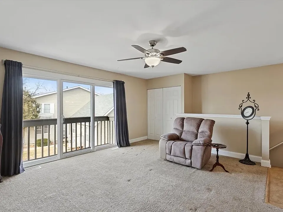 227 Elkhorn Ct #D