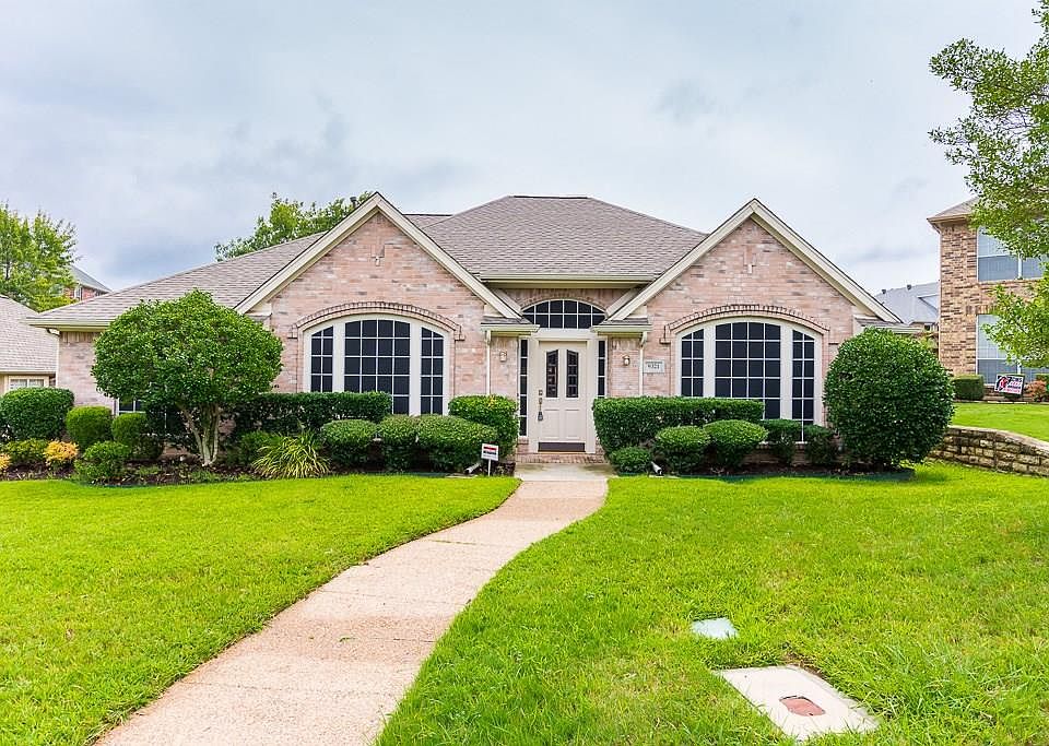 1st image of 9321 Vista Cir