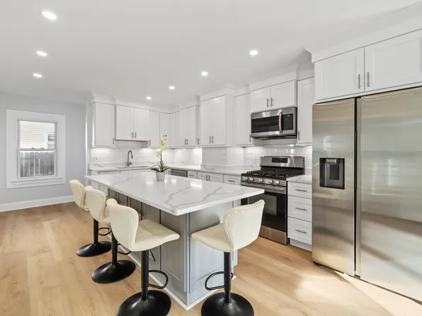 14 Plymouth Ave #A, Norwalk, CT 06851