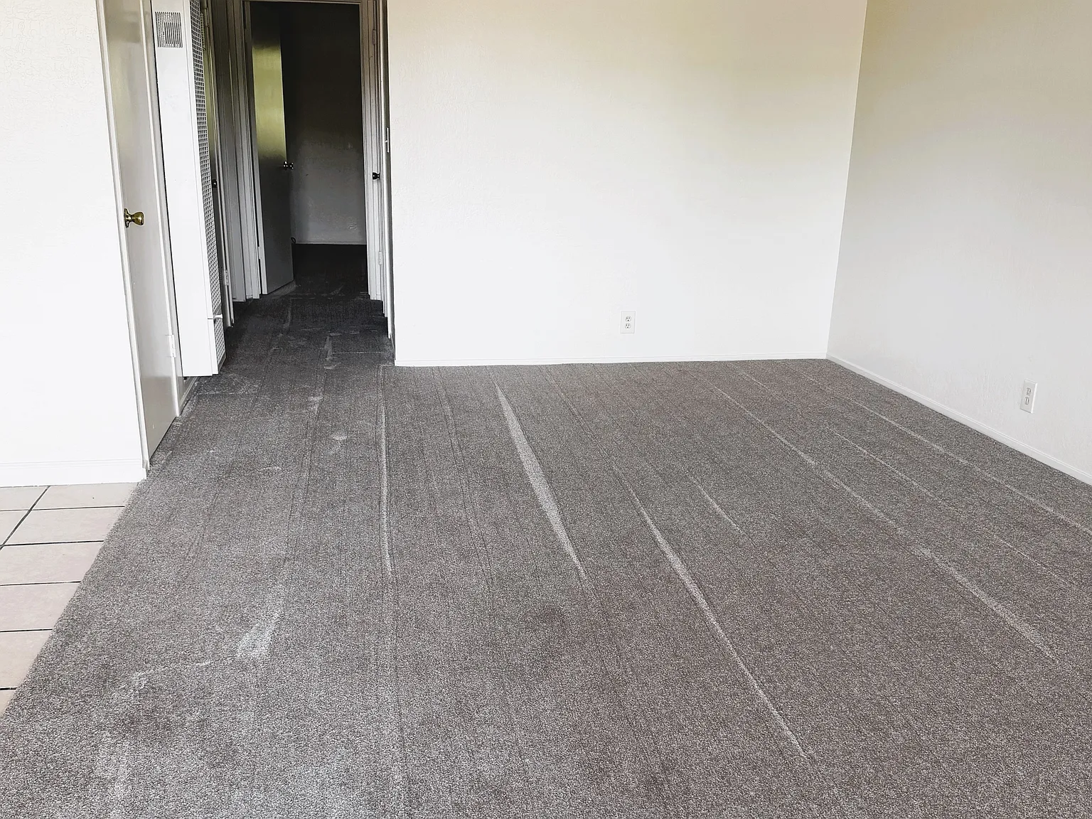 2 bed, 1.0 bath, $2,475 — Photo 2