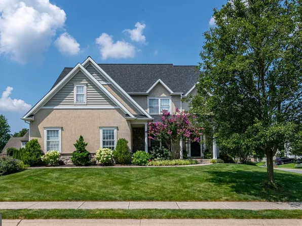 328 Cobblers Ct, Lititz, PA 17543