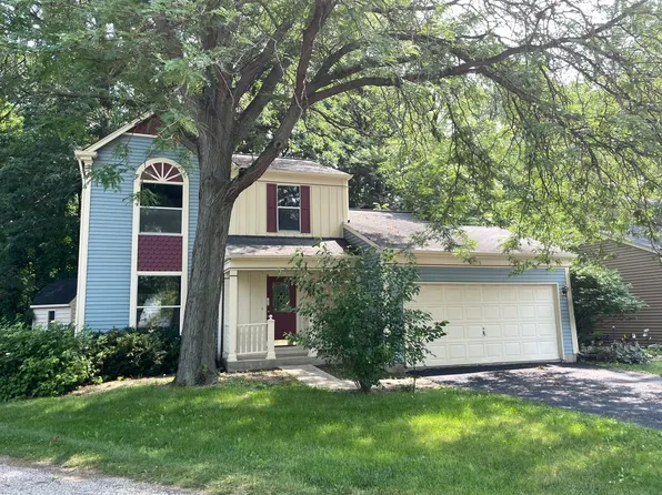 2800 Creekside Ct, Aurora, IL 60502