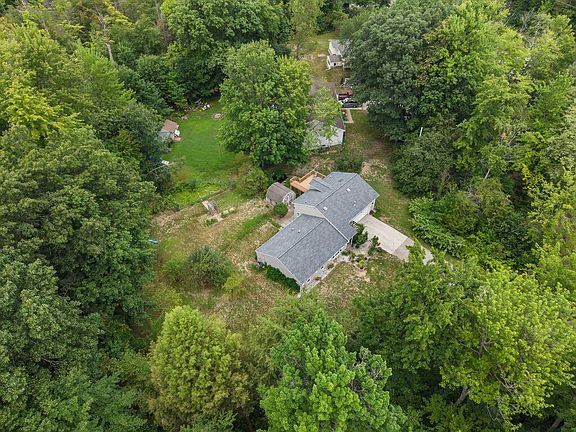 3rd image of 18145 148th Ave