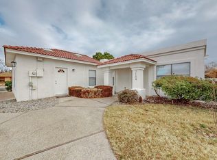 7104 Primrose Dr NW, Albuquerque, NM 87120