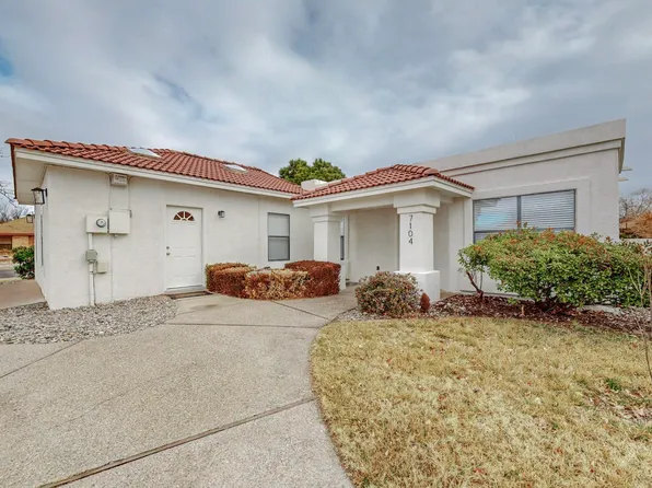 7104 Primrose Dr NW, Albuquerque, NM 87120