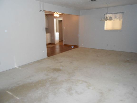 2nd image of 825 Saint Anne Ln