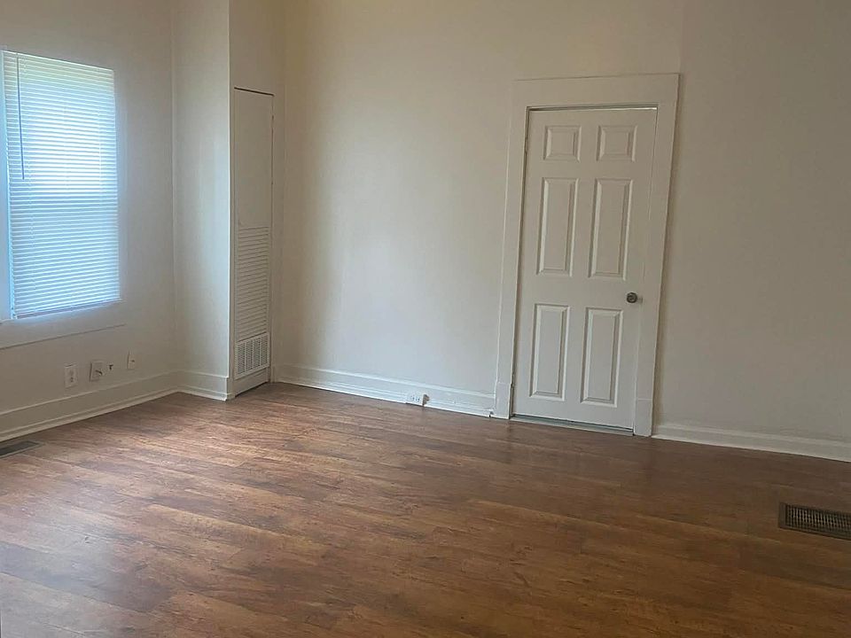 1st image of 162 Parrish Ave