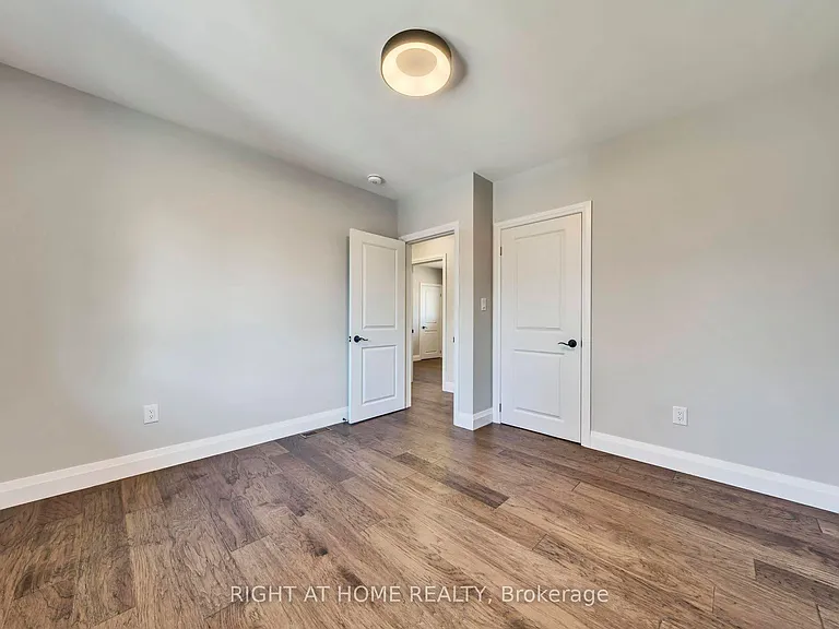 43 White St #MAIN — Photo 23