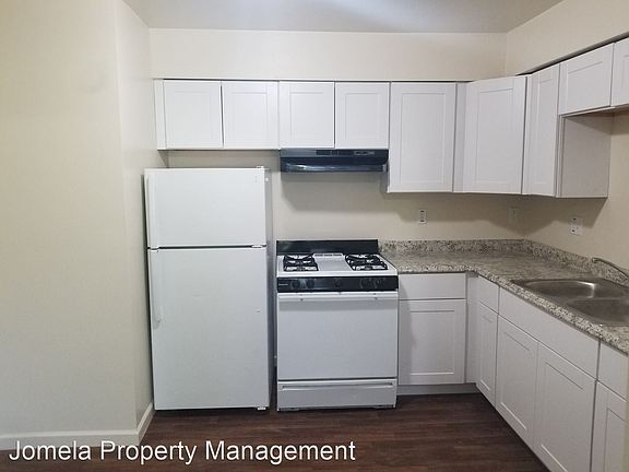 4th image of 2920 W Highland Blvd #310
