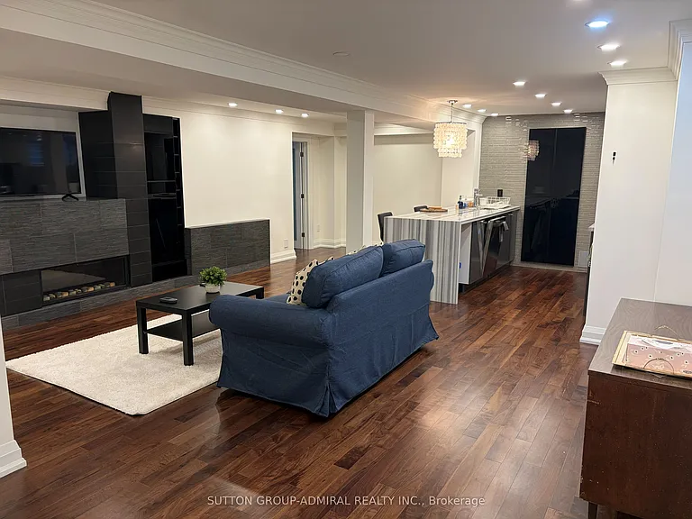 107 Princeton Gate #BASEMENT — Photo 4