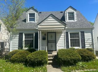 19357 Kingsville St, Harper Woods, MI 48225