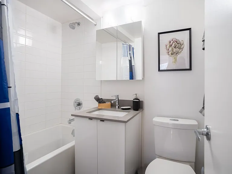 1260 Harwood St — Photo 34