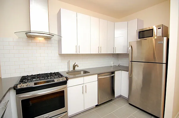 Rented by Bohemia Realty Group | media 1