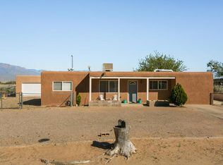 1808 Daybreak Rd SE, Rio Rancho, NM 87124