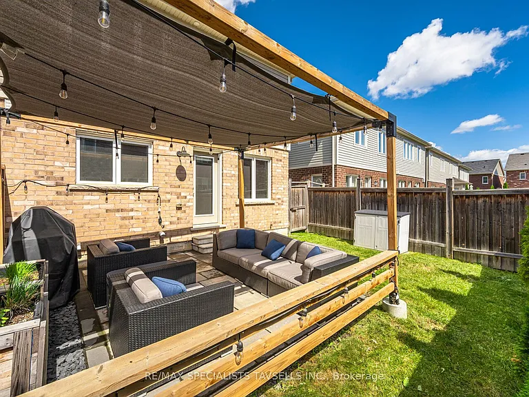 13 Lothbury Dr — Photo 32