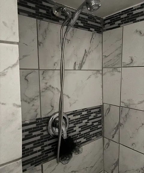 Bathroom (Basement)