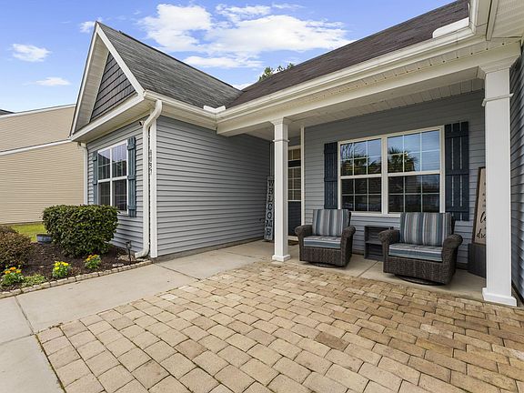 3rd image of 8037 McKayla Rd